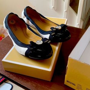 Michael Kors black and white flats worn once